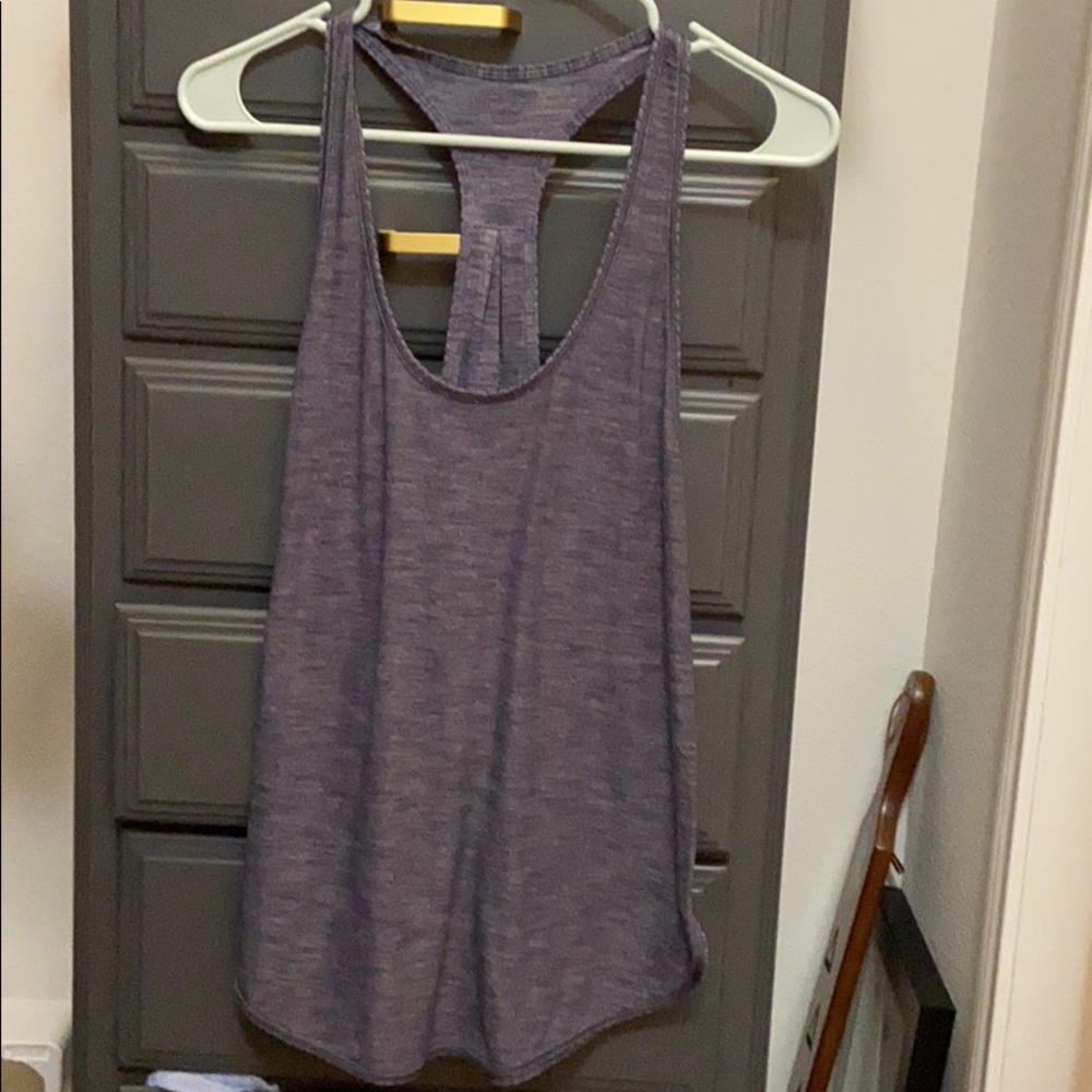 Lululemon tank